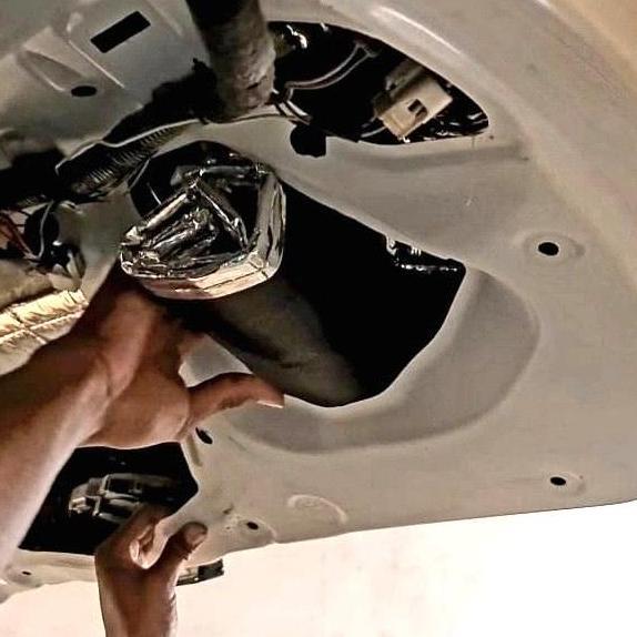 DAIHATSU AYLA PEREDAM SUARA PINTU BELAKANG BAGASI MOBIL V-TECH READY STOCK