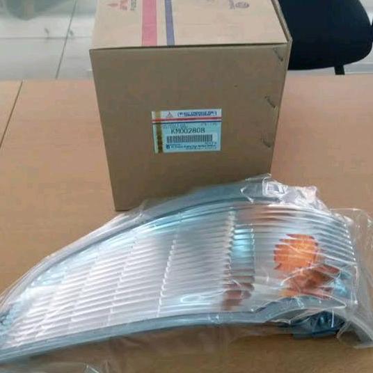 Lampu Sein Atas / Lampu Sen Depan Samping Lh / Rh Canter Asli Hemat