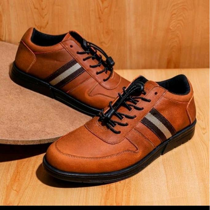 sepatu casual pria kulit asli sepatu pria kulit asli sepatu kulit crazy horse sepatu pria branded or