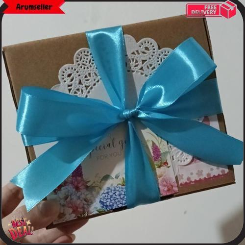Hampers Gift Box Kado Hadiah Cewek Ulang Tahun Birthday Buket Led Produk Favorit