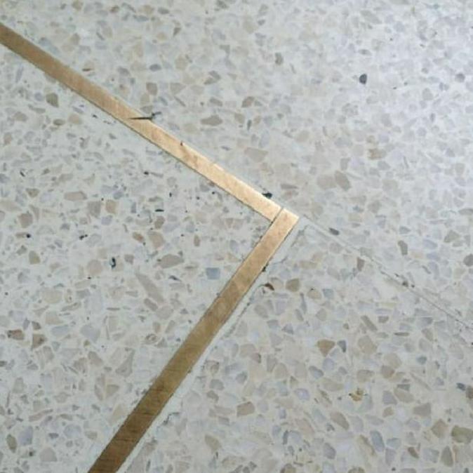 As Kuningan Kotak/Nat Lantai Marmer 10mmx10mmx2mm