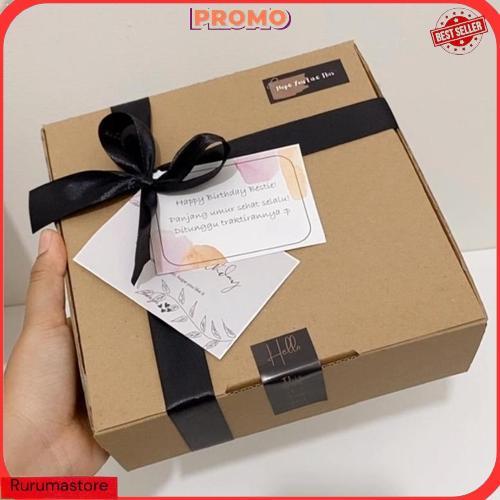 Hampers Cewek / Kado Cewek / Gift Box Cewek / Kado Anniversarry / Beauty Blender / Spons Make Up / B