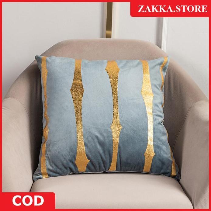 ZAKKA STORE Sarung bantal Cover Bantal Sofa premium Bahan Kain Bludru Halus Motif Garis Gold Katun R