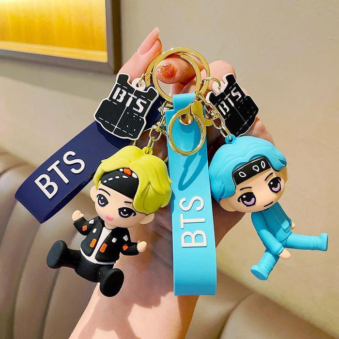 NEW 124. (WPJ-BTS) PAJANGAN BTS / PAJANGAN IDOL KPOP / FIGURE BTS / DEKORASI RUMAH / HIASAN MOBIL / 