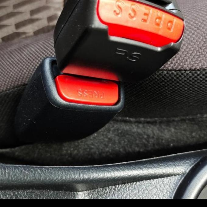 nirvanazty - colokan safety belt seat belt alarm buzzer mobil Ertiga Diskon