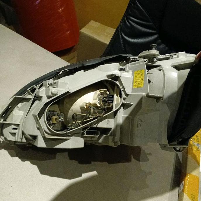 Headlamp Kanan Mercedes Benz S class W220