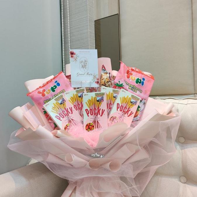 Pink snack bouquet buket snack buket makanan hadiah