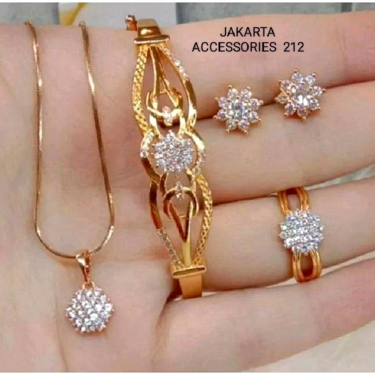 New Set Perhiasan Wanita Full Permata Set Lengkap Titanium Asli
