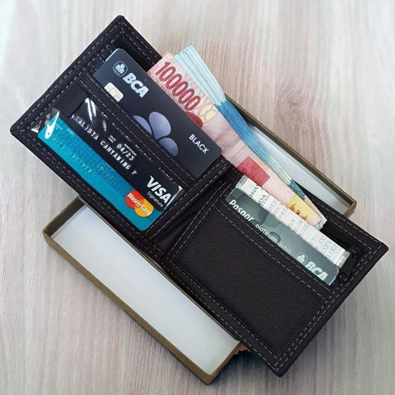 BESTPROMO Dompet Pria Kulit Sintetis Logo Embos LV5000