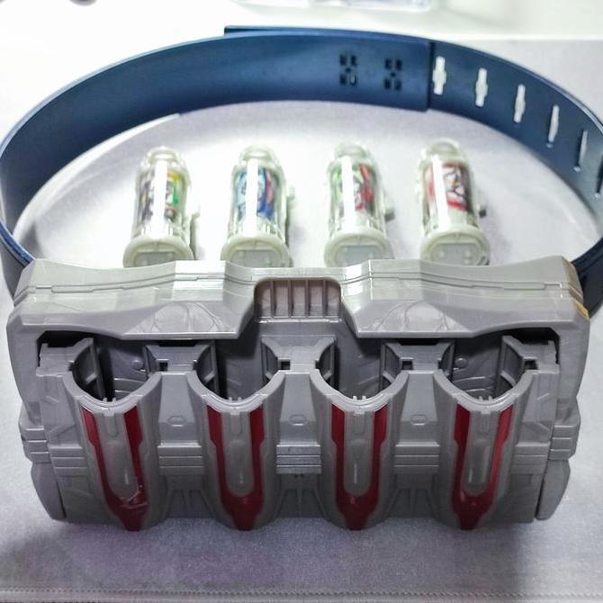 SET ULTRAMAN GEED DX ULTRA CAPSULE HOLDER BELT ULTRA HERO BANDAI RARE OC99