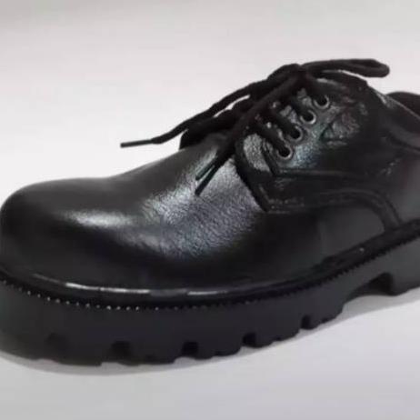 Sepatu Safety Kulit Proyek-Kerja-Lapangan-Spbu-Kitchen-Pria