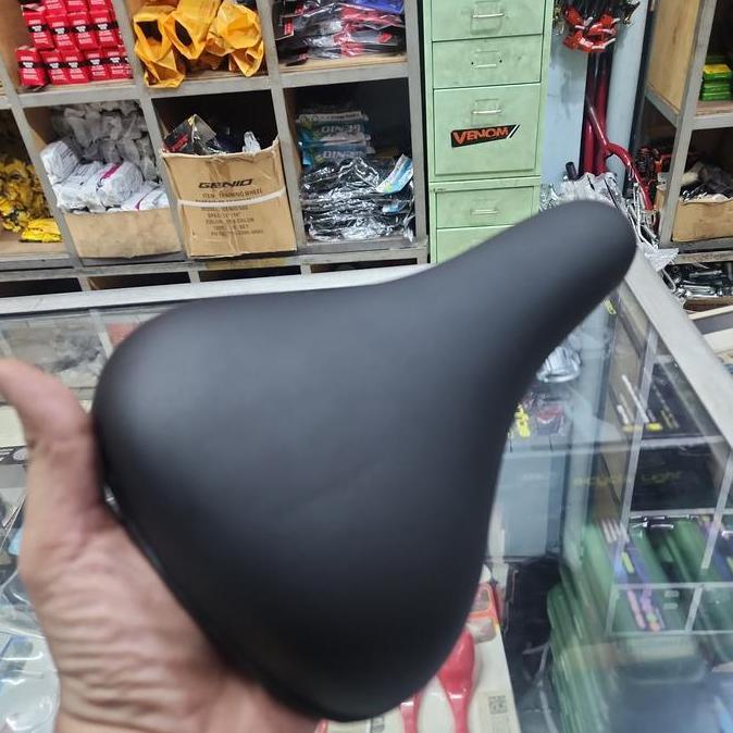 Sadel Sepeda BMX Jumper United 2035 hitam saddle Sepeda