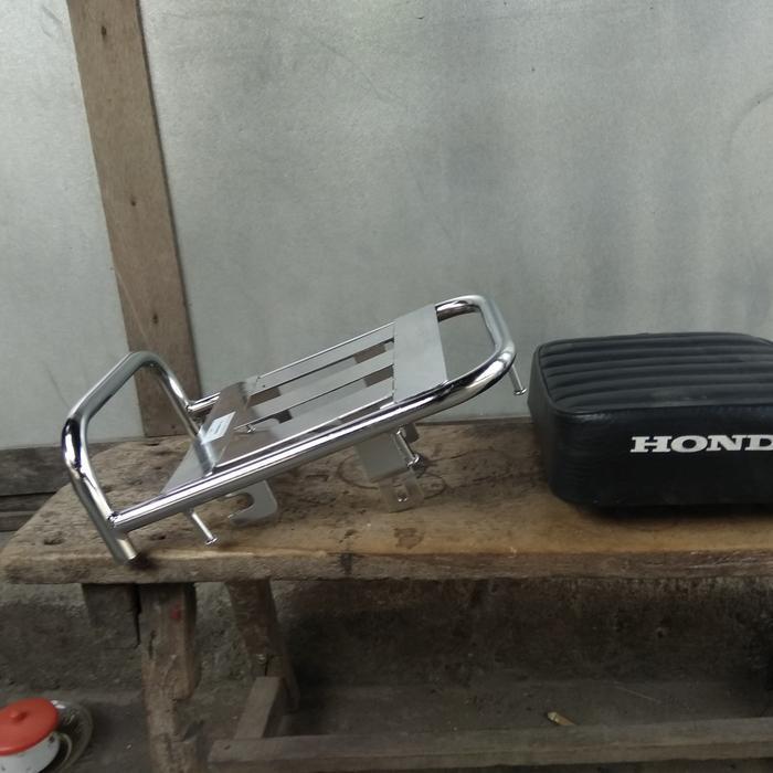 Jok Pisah Bagian Belakang Set Tatakan Jok Belakang C70 C700 Bekjul Original Dan Terpercaya