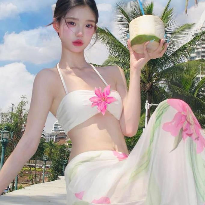 Design Sense Flower Strapless Bikini Musim Panas Seksi Hot Girl Baju Renang Liburan Pantai