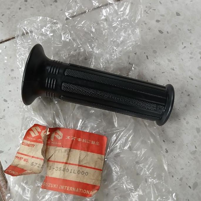 HANDGRIP KIRI SUZUKI RC80.RC100 BARU SGP
