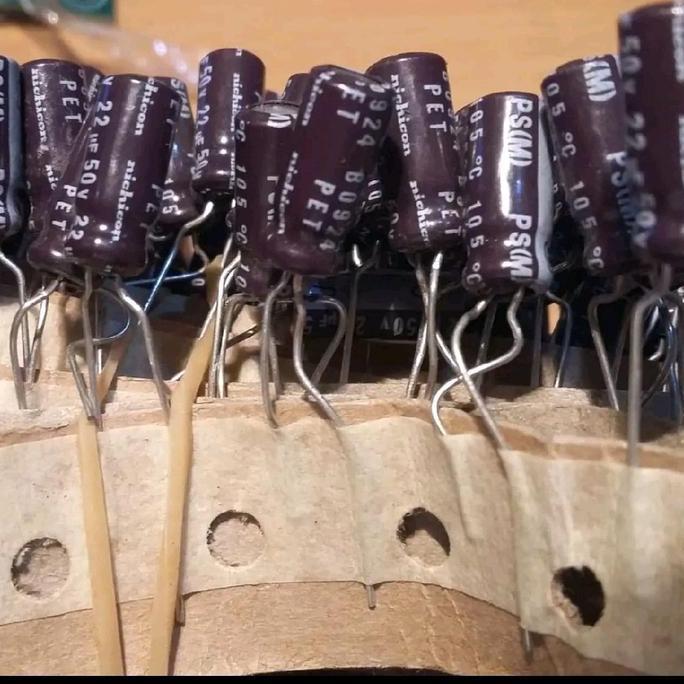 ELKO ELCO 22UF/50V 22UF 50V NICHICON NOS SAF12