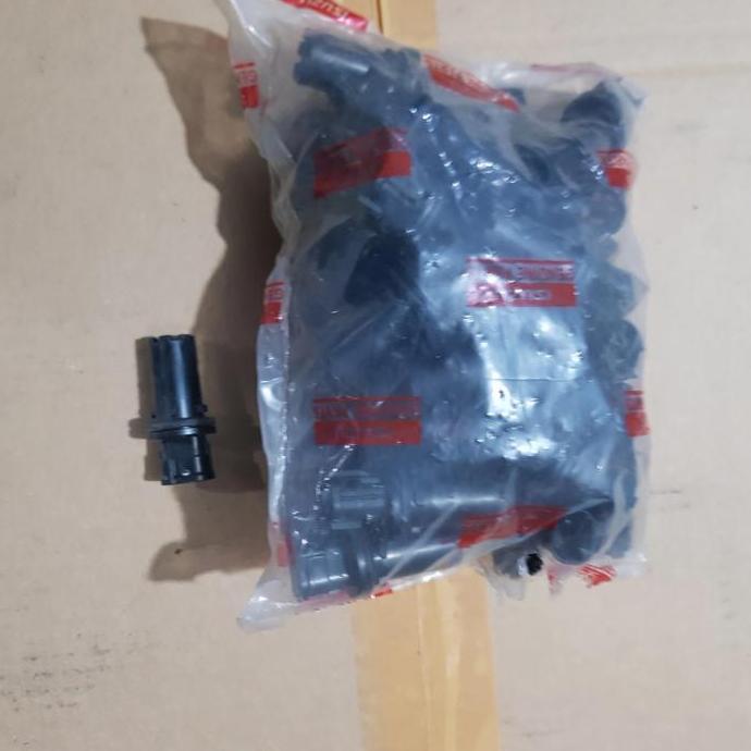 Soket Lampu Malam Mobil Panther Capsul Tahun 2005