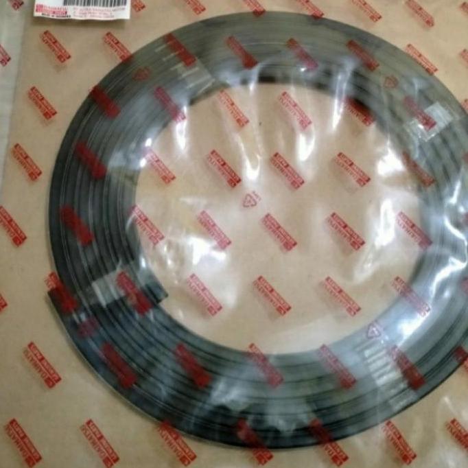 karet kaca depan/list kaca depan calya original daihatsu terlaris