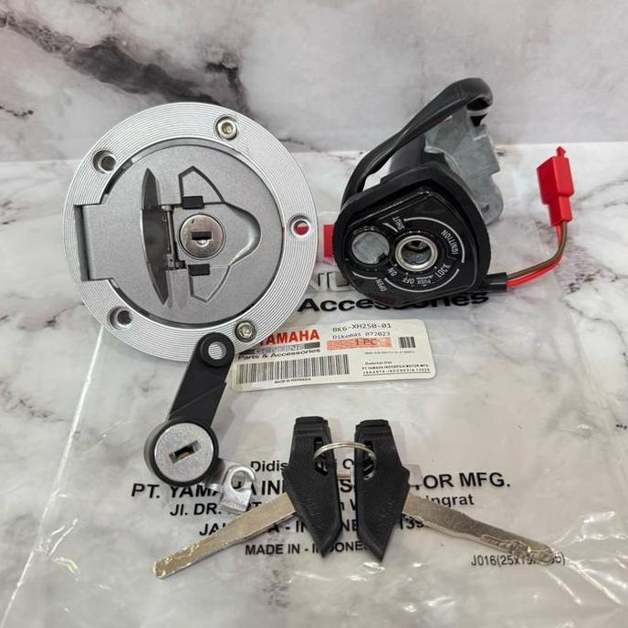 Promo Kunci Kontak + Tutup Tangki Set (Bk6) Buat Motor Vixion  R15 Lama Dan Vixion R15 V1 V2 2014 - 