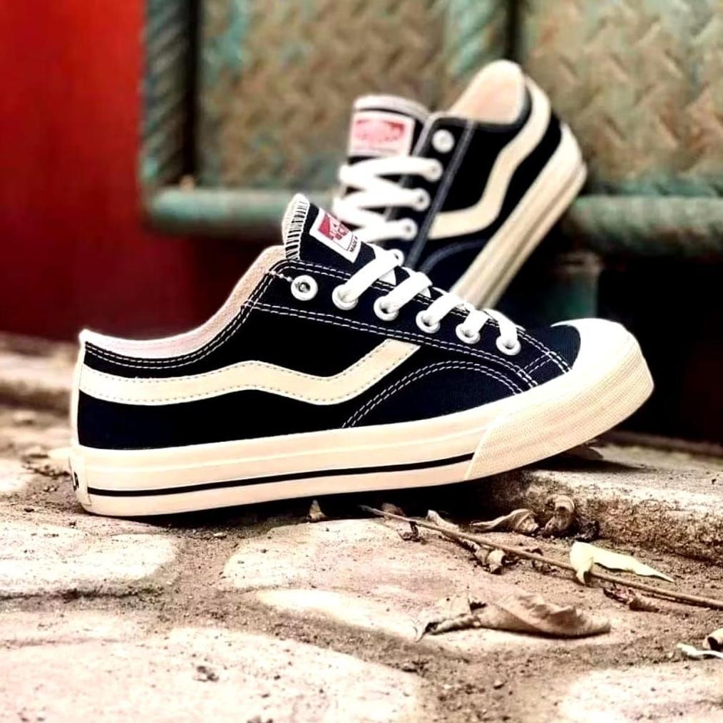 Diskon Ventela Public Low Black Natural Sepatu Pria Casual Sneakers Laki Laki Dewasa Keren Santai Se