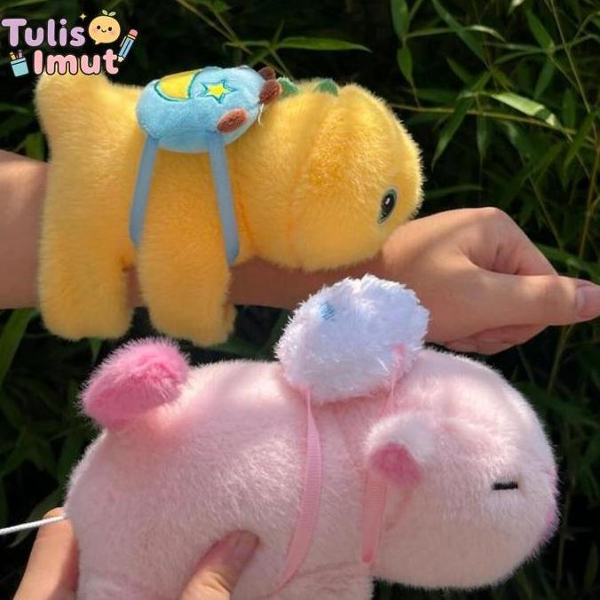 Promo Boneka Nailong Gelang Ring Mewah Clingy Capybara Plush Wrislet Capybara Lumba-Lumba Couple Bra