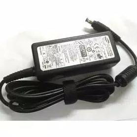DS372 - Adaptor Charger Laptop Samsung NP300 NP300E4V NP300E4X NP275 NP275E4V