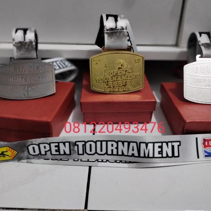 Medali Karate Kejuaraan dengan Pita Printing custom