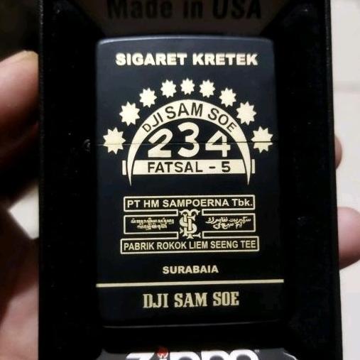 Korek  Zippo Bungkus Dji Sam Soe Unik Grafir Laser