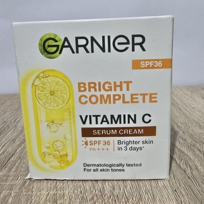 [50 Ml] Garnier Day Cream Krim Siang Bright Complete Vitamin C Serum Day Cream Krim Siang 50 Ml