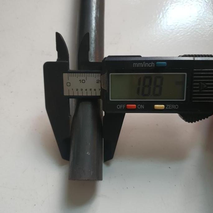Pipa Besi 1/2 inch Tebal 1,5 mm Panjang 150