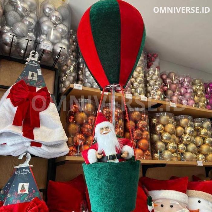 Boneka Santa Naik Balon Udara Lucu Hiasan Natal / Hanging Air Ballon Ornaments EB Home 5251