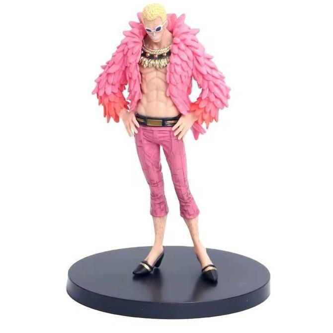 Ready action figure one piece doflamingo berdiri
