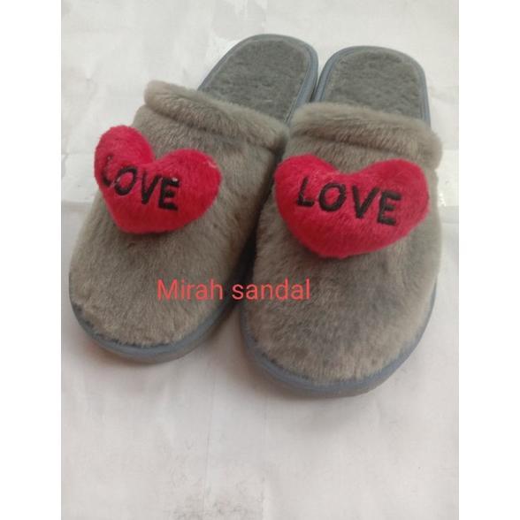 Original Sandal Rumah Wanita Sandal Slop Bulu Boneka Love