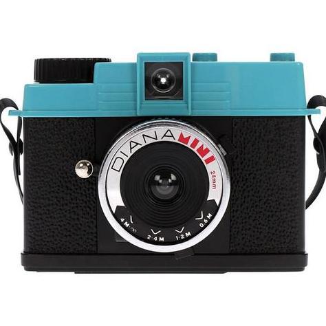 Lomography Diana Mini 35mm Camera w/ Flash