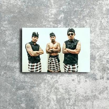 POSTER DINDING HIASAN BAND SUPERMAN IS DEAD FB27