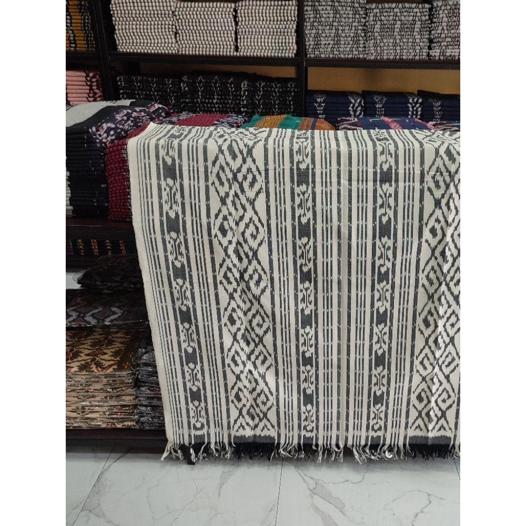 Kain Tenun Troso Kain Tenun Jepara Kain Tenun Etnik Edisi Warna Putih