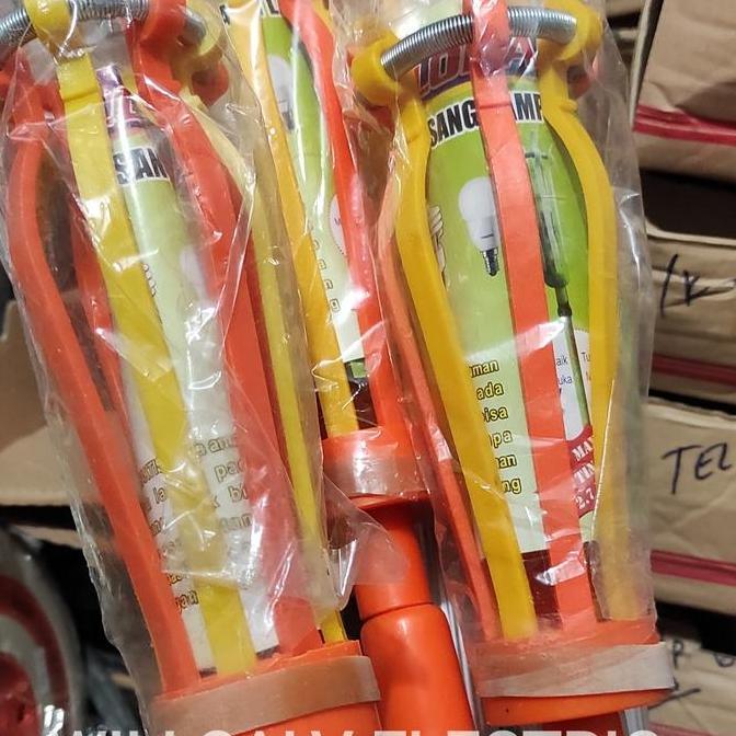 Champ- Tongkat Lampu / Tongkat Pasang Lampu / Stick Lampu/Tongkat Ganti Lampu