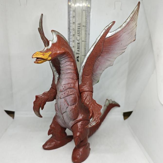 VINYLFIGURE7'ULTRAMONSTERSERIES ULTRAMAN TIGA SERIES MELBA KAIJU BANDAI ORIGINAL SOFUBI SOFVI PS99