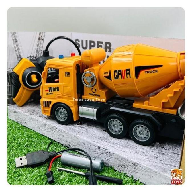 Mainan Anak  Super Truk Molen Remote Control Charger