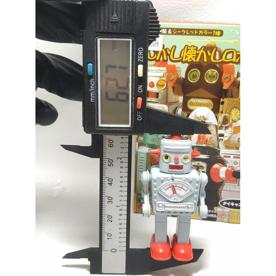 BRIKEYS TIN AGE COLLECTION "NOSTALGIC TIN TOY ROBOT" REPRODUCTIONS OF CLASSIC JAPANESE TIN ROBOTS MA