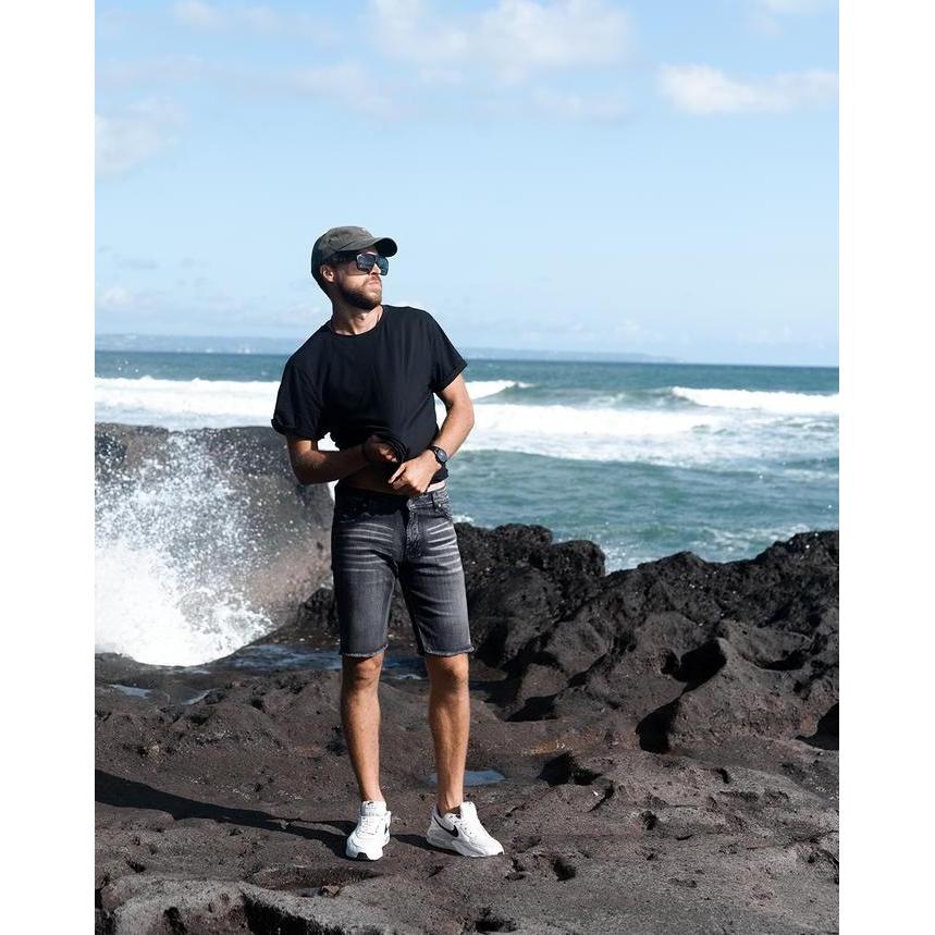 Kop- Weird Jeans - Miami Grey - Celana Pendek Jeans Pria Strech