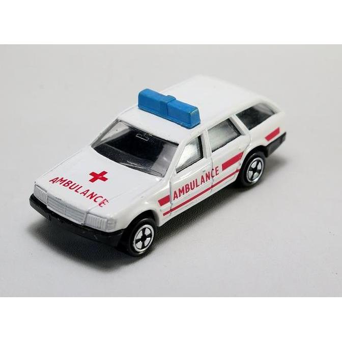 AT99 CORGI LOOSE MERCEDES BENZ 300 TD AMBULANCE - PUTIH TULISAN MERAH