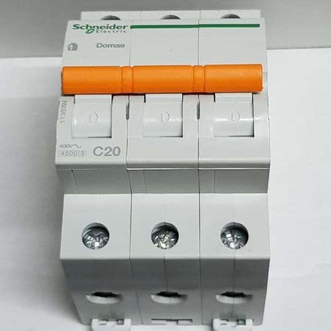TERMURAH - MCB Domae Schneider 3P 20A 20 A / MCB Schneider Domae 3Phase 20A