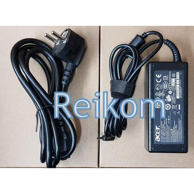 ADAPTOR ACER TRAVELMATE P2 TMP214-51 TMP214-52 TMP215-51 19V 3.42A TERBAIK