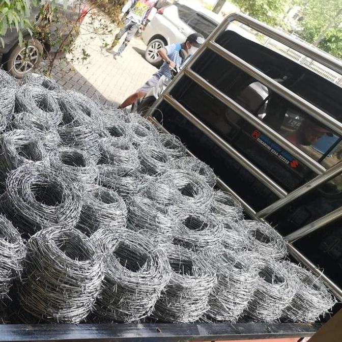 Sale Kawat Duri Pagar Galvanis Bwg 14 - Panjang 90An Meter
