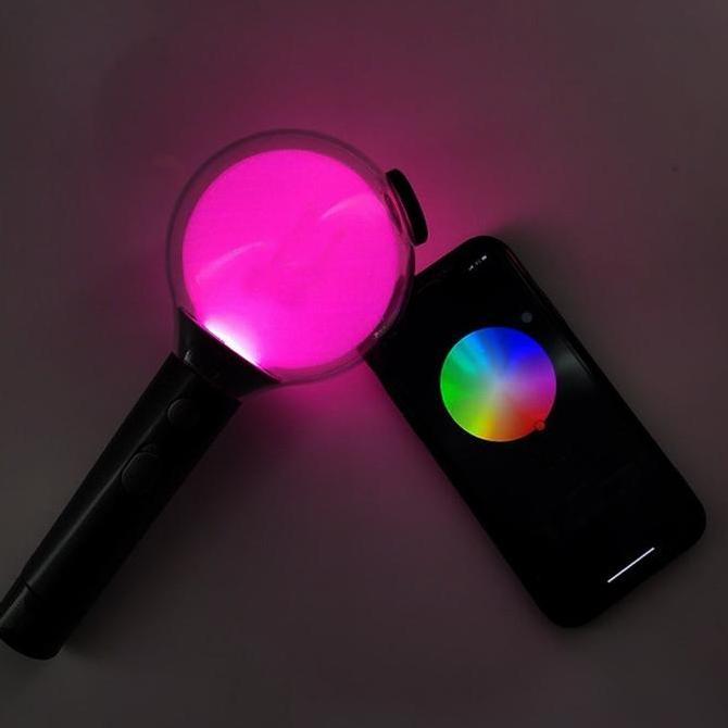 Lightstick Kpop BTS official spesial edition bisa connect Weverse MV