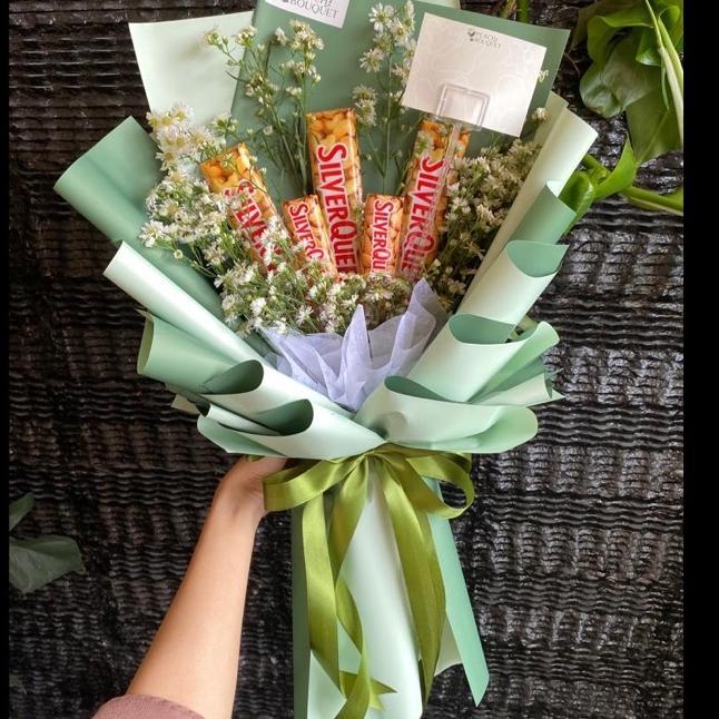 Buket Coklat Pakai Bunga Asli Di Medan