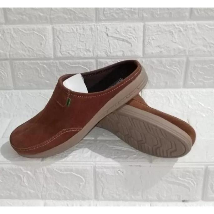 Kicker Sepatu Bustong Pria 01 Sandal Suede - Cocok untuk Segala Tema, Tersedia Ukuran 39-43, Bahan A