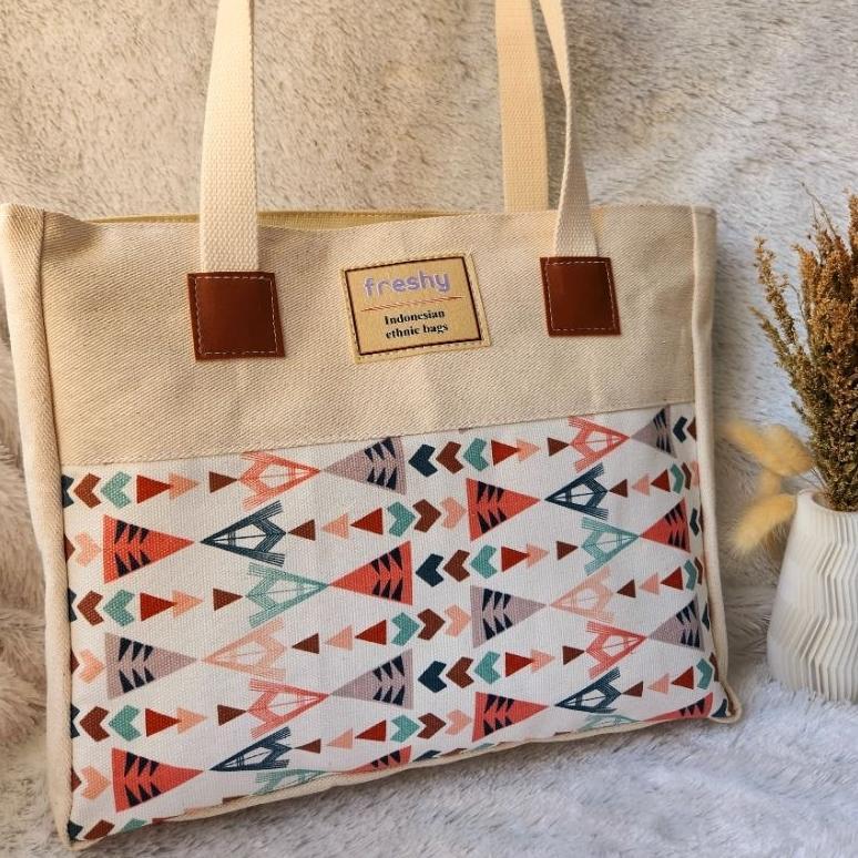 Diskon Freshy - Tote Bag Kanvas Wanita Resleting / Tas Tote Bag Jumbo Ghani