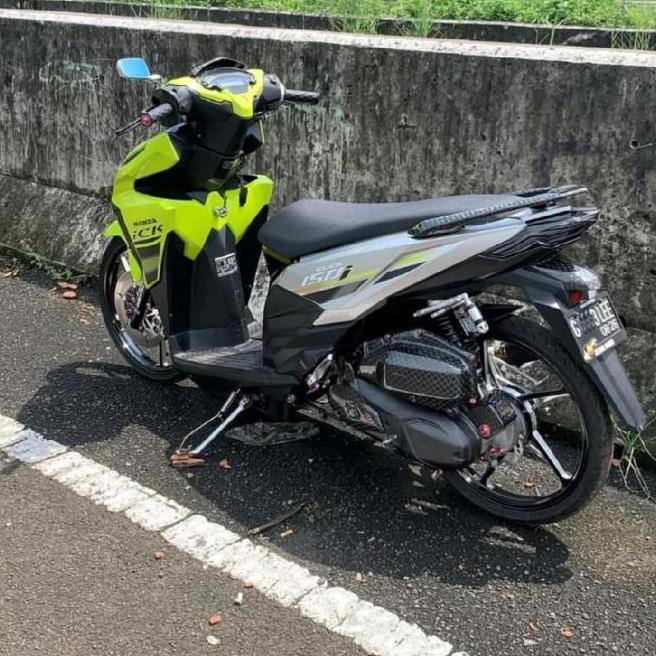 Stiker Striping Vario Stiker Striping Vario Led Old 125/150 Transparan List